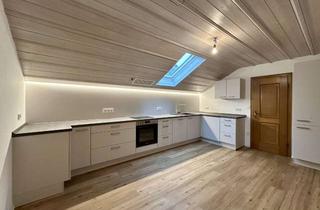 Wohnung mieten in 94116 Hutthurm, Erstbezug nach Sanierung – 85 m² Wohnung mit eigenem Eingang - Küche, Balkon & Garage