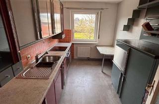 Wohnung mieten in 32547 Bad Oeynhausen, Frisch renovierte, helle 2,5-Zi. Wohnung mit Balkon und EBK