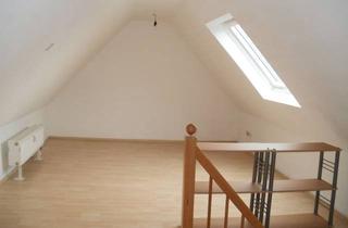 Wohnung mieten in Honnerskamp, 45329 Altenessen-Nord, Helle 3-Zimmer Dachgeschosswohnung in Essen-Altenessen-Nord