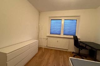 WG-Zimmer mieten in Dirkower Höhe 31, 18146 Dierkow-Neu, Möbliertes WG-Zimmer in Rostock - 4er-WG mit Balkon & Internet inkl.