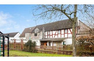 Einfamilienhaus kaufen in 35410 Hungen, Einfamilienhaus mit Scheune und Nebengebäuden in ruhiger Lage