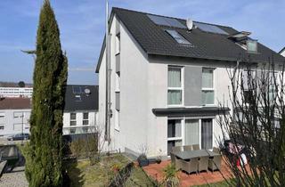 Doppelhaushälfte kaufen in 75417 Mühlacker, Moderne Doppelhaushälfte mit Dachstudio, 6 Zimmern & Wallbox in zentraler Lage von Mühlacker
