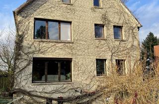 Haus kaufen in 24220 Flintbek, 4-Parteienhaus mit solider Rendite – Wohnen & Vermögen aufbauen in Flintbek