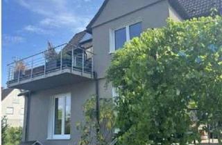 Einfamilienhaus kaufen in 71384 Weinstadt, Charmantes, kernsaniertes Einfamilienhaus mit großem Garten und Garage in Weinstadt