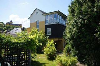 Villa kaufen in Werkstraße, 56410 Montabaur, Montabaur Schlossblick! gepflegte 3-Familien-Stadtvilla + zusätzlicher Bauplatz