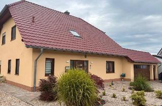 Einfamilienhaus kaufen in 55743 Idar-Oberstein, Idar-Oberstein - Exklusives Einfamilienhaus mit Weitblick in Regulshausen bei I-O