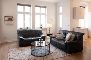 Wohnung kaufen in Schillerpark, 13349 Berlin, Berlin - Provisionsfrei: Renovierte 2-Zimmer-Altbauwohnung am Schillerpark