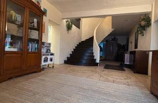 Haus kaufen in 54472 Monzelfeld, Monzelfeld - Wohnhaus auf 260 qm + großzügigem Garten und Baugrundstück