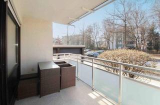 Haus kaufen in Tal, 81479 München, München - Renovierte und helle 3 Zimmer Wohnung mit Balkon und Hobbyraum in Solln! Bezugsfrei!