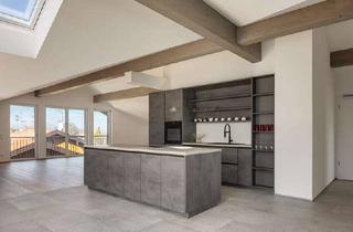 Wohnung kaufen in 83737 Irschenberg, Exklusive Dachgeschosswohnung mit Aufzug