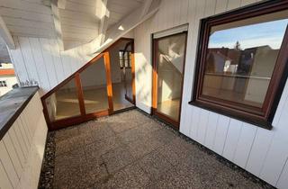 Wohnung kaufen in Alte Schulstr. 11, 78658 Zimmern, Außergewöhnliche DG-Wohnung mit besonderem Flair und toller Raumaufteilung