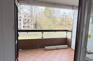 Wohnung kaufen in Essegger Str. 65, 71067 Sindelfingen, RENOVIERUNGSBEDÜRFTIGE 5 1/2 ZIMMER ETW MIT 3 BALKONEN, EBK, KELLER UND 2 TG-STELLPL. IM HINTERWEIL