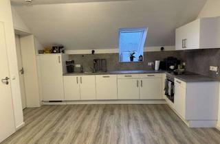 Wohnung mieten in Im Grünen Grund 10, 23627 Groß Grönau, Helle 2-Zimmer Dachgeschosswohnung in Groß Grönau