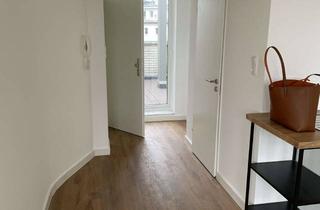 Wohnung mieten in Domstraße 95, 50668 Altstadt-Nord, Traum mit Dachterrasse - 45 qm Wohnung plus 35 qm Terrasse