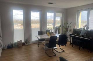 Wohnung mieten in Lotsenhof 19, 55120 Neustadt, Wohnen im Zollhafen: Balkon, Aufzug & direkter Rheinblick