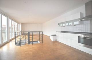 Wohnung mieten in Naugarder Str., 10409 Prenzlauer Berg, Großzügige Dachgeschoss-Maisonette-Wohnung mit Westbalkon, Fahrstuhl u. EBK in Bestlage Prenzl-Berg!
