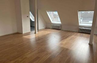 Wohnung mieten in Ottostraße 39-41, 52070 Aachen, 1-Zimmer Dachgeschosswohnung im Zentrum von Aachen