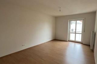 Wohnung mieten in Josef-Vogt-Str 37, 76571 Gaggenau, Helle 3-Zimmerwohnung mit Balkon