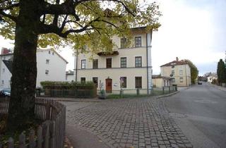 Wohnung mieten in Frühlingstraße, 83607 Holzkirchen, Wohnen im Herzen von Holzkirchen – gemütliche 2-Zimmer-Dachgeschosswohnung