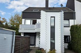 Wohnung mieten in Im Grund, 41239 Hockstein, Klassisches Architektenhaus der 80er Jahre mit Einliegerwohnung