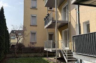Wohnung mieten in Hallstraße 42 A, 70376 Bad Cannstatt, Charmante 2-Zimmer-Wohnung mit Balkon und Gartenanteil in ruhiger Lage