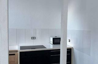 Wohnung mieten in Bottroper Str. 204, 46117 Osterfeld-West, Helle 2,5-Zimmer Wohnung im 1. OG mit Balkon in Oberhausen-Osterfeld-Ost