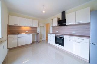 Wohnung mieten in Försterstraße 25, 01189 Coschütz/Gittersee, Sanierte 2-Raumwohnung * 1.OG * EBK * SP * Bad mit Dusche * zentral * gute ÖPNV * TOP *