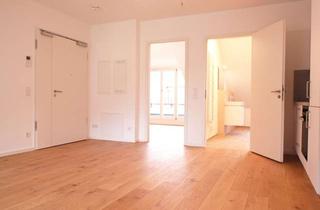 Wohnung mieten in Pfanzeltplatz 15a, 81737 München, Neuwertige 2-Zimmer Wohnung im 2. OG mit Loggia in München