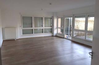 Wohnung mieten in Hans-Schiebel-Platz, 16321 Rüdnitz, Geräumige 3-Raum Wohnung mit Terrasse in ruhiger Lage