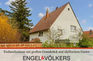 Einfamilienhaus kaufen in 67307 Göllheim, Einfamilienhaus mit großem Grundstück und idyllischem Garten in Göllheim