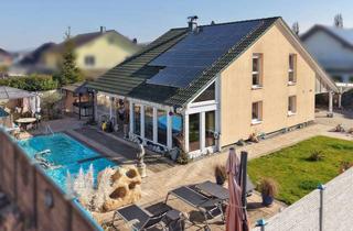 Haus kaufen in 76547 Sinzheim, Exklusives Traumhaus mit Außenpool, Whirlpool, Kamin und wunderschönem Gartenparadies