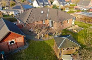 Haus kaufen in 24939 Flensburg, Winkelbungalow mit viel Potenzial