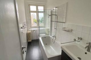 Immobilie mieten in Strausberger Platz 15, 10243 Friedrichshain, 3-room apartment in the historic Stalinist buildings