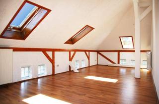 Wohnung mieten in Gartenweg, 07973 Greiz, Wohnen in ruhiger Zentrumsnähe mit PKW-Stellplatz