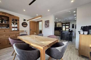 Wohnung kaufen in 75438 Knittlingen, Maisonette mit Hausgefühl – 5 Zimmer, Balkon und Doppelgarage