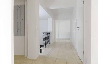 Wohnung kaufen in Sebastianstraße 37, 50735 Niehl, *** Moderne 3,5-Zimmer-Wohnung mit Terrasse – ideal für Familien ***