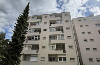 Wohnung kaufen in Herschelstraße 12, 10589 Charlottenburg, Helle 2-Zimmer Wohnung im 3. OG mit Balkon und Aufzug in Charlottenburg