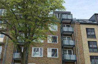 Wohnung kaufen in Schmalenbecker Straße 12, 22083 Barmbek-Süd, ULI VOGELER GmbH - ALSTERNAH. STADTPARKNAH. 3-Zimmer-Erdgeschosswohnung mit Südbalkon