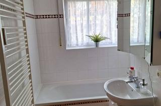 Wohnung kaufen in 85630 Grasbrunn, Provisionsfrei: Helle 3-Zimmer Wohnung mit Einbauküche, Südbalkon und Einzelgarage in Grasbrunn