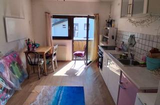 Wohnung mieten in Bayrischzeller Str. 5c, 83727 Schliersee, Charmante 2,5-Zimmer Dachgeschosswohnung mit Südbalkon in Schliersee