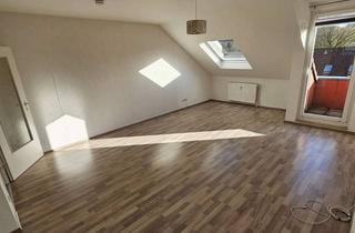 Wohnung mieten in Kreuzberger Straße 29, 33619 Großdornberg, Helle 2-Zimmer Dachgeschosswohnung in Bielefeld-Großdornberg