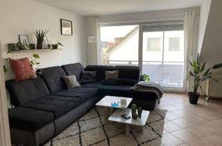 Wohnung mieten in Viehtrift 23, 51147 Lind, Charmante 2-Zimmer Dachgeschosswohnung in Köln Lind