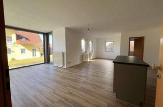 Wohnung mieten in Seiffener Straße 17, 92436 Bruck, Sehr schöne 2-Zimmer Wohnung teilmöbliert mit EBK und Terrasse in Bruck in der Oberpfalz