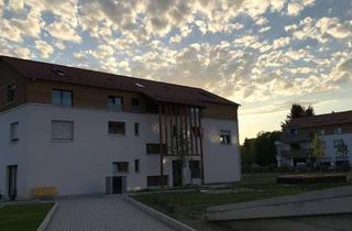 Wohnung mieten in Obere Mühlbachstraße, 88697 Bermatingen, Geschmackvolle 3-Zimmer-Wohnung mit gehobener Innenausstattung mit Balkon und EBK in Bermatingen