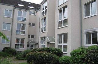 Wohnung mieten in Zum Engelshof 25 E, 50996 Rodenkirchen, Hoch hinaus zum kleinen Preis: gemütliches Nest unter dem Dach