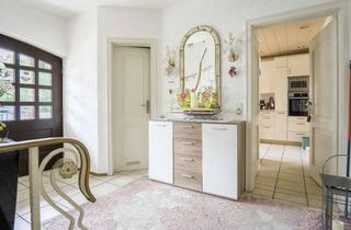 Einfamilienhaus kaufen in 69226 Nußloch, Freistehendes Einfamilienhaus mit Einliegerwohnung, Eckgrundstück