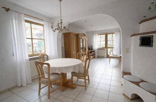 Doppelhaushälfte kaufen in 97753 Karlstadt, Sehr schöne großzügige Doppelhaushälfte mit idyllischem Garten