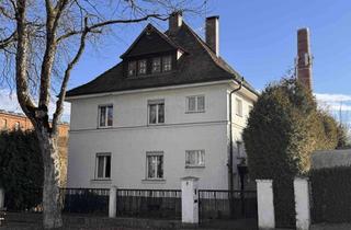 Villa kaufen in 95615 Marktredwitz, Stadtvilla aus 1923 mit Garten und Doppelgarage