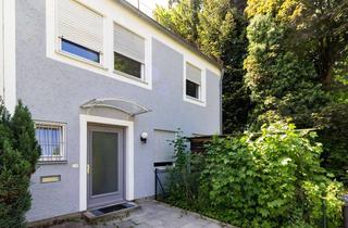 Haus kaufen in 81476 München, Von privat - Provisionsfrei - Schönes 5-Zimmer-Reihenendhaus mit Garten und Pool zum Kauf in München