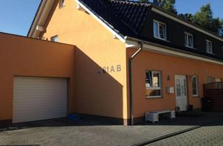 Haus mieten in Alte Peiner Heerstraße 61 A, 30659 Lahe, Gepflegte Doppelhaushälfte in Hannover-Lahe / 4-Zimmer / Garage / Balkon-Terrasse / Garten